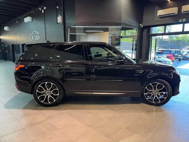 Land Rover Range Rover Sport view 4
