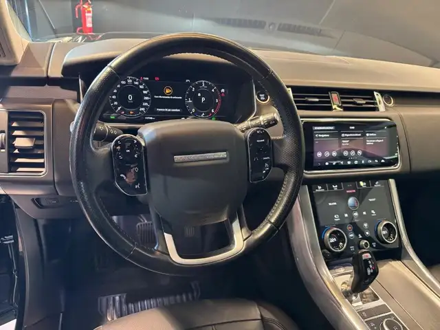Land Rover Range Rover Sport view 11