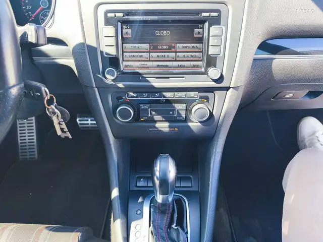 Volkswagen Golf view 25