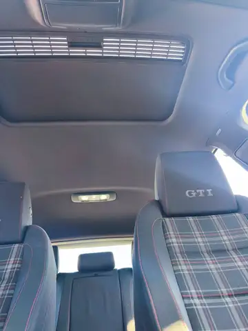 Volkswagen Golf view 22