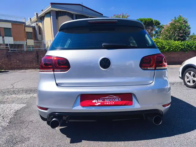 Volkswagen Golf view 5