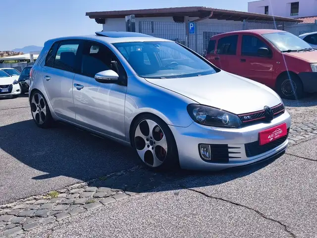 Volkswagen Golf view 8