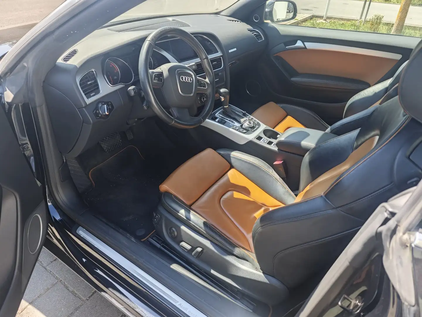 Audi A5 A5 Cabrio 3.0 TDI DPF quattro S tronic Schwarz - 2