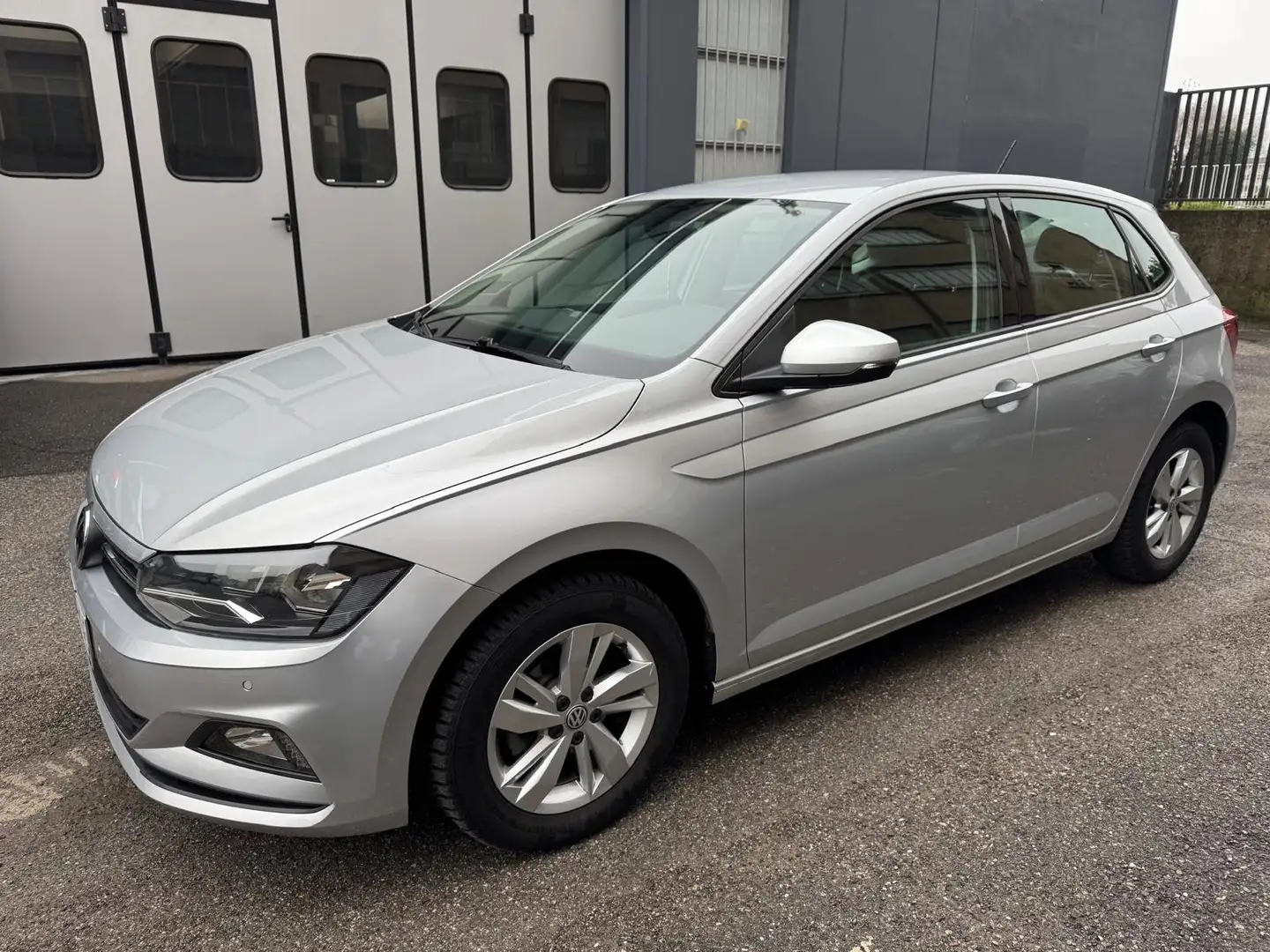 Volkswagen Polo 1.0 Evo Comfortline 80CV*EURO6*NEOPATENTATI - 1