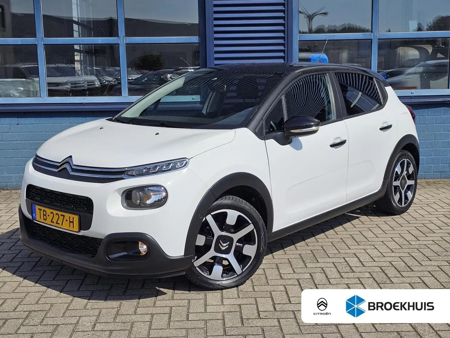 Citroen C3 1.2 PureTech Shine Climate Control | Cruise Contro Wit - 1