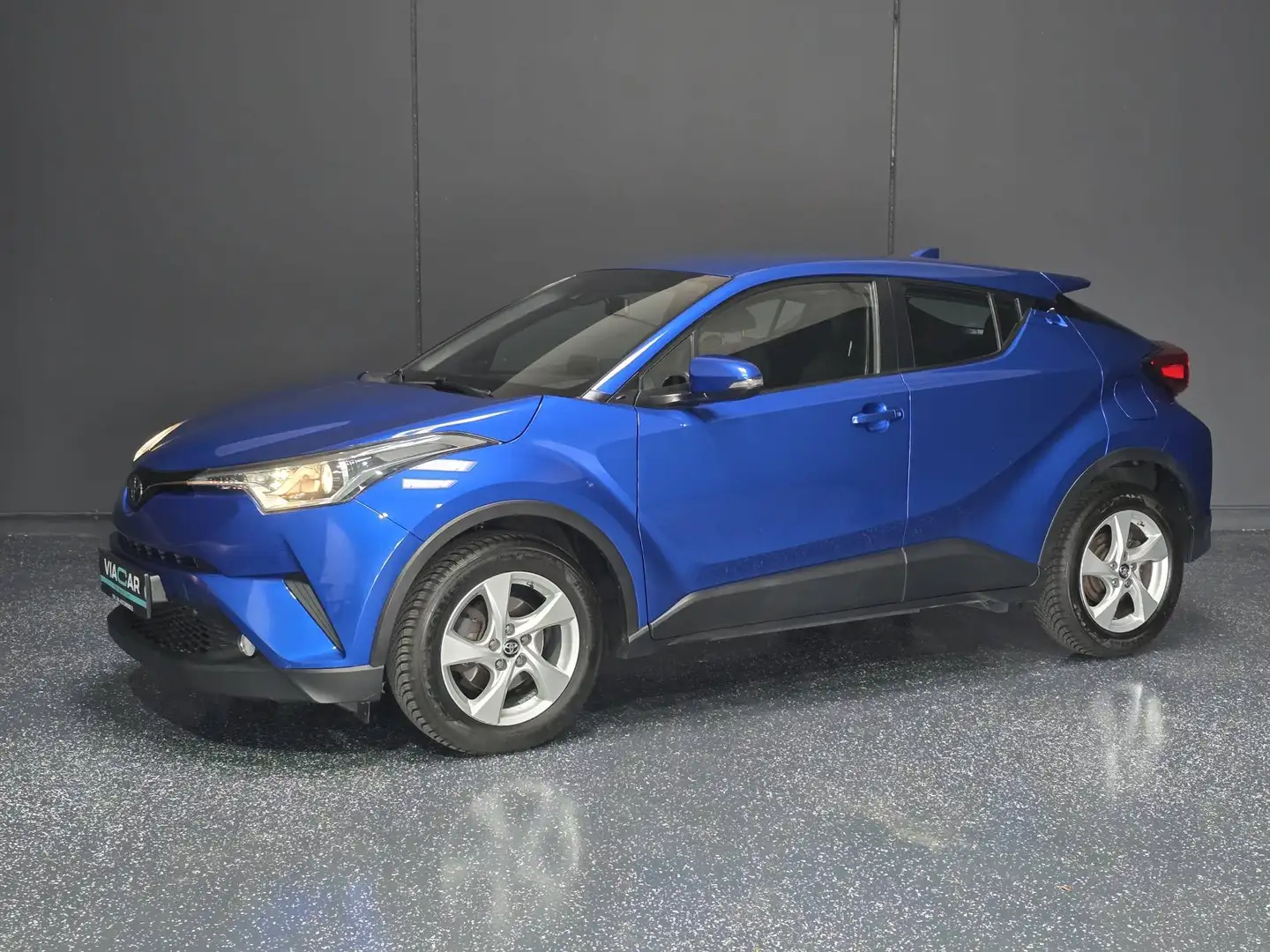 Toyota C-HR Basis Blau - 2