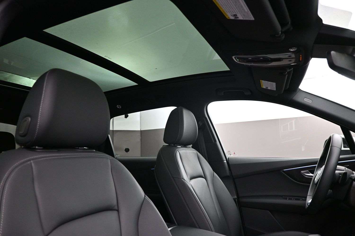 2026 Audi Q7 45 TFSI QUATTRO PANORAMIC ROOF, 7 PASSENGER, NAVIG thumb 36
