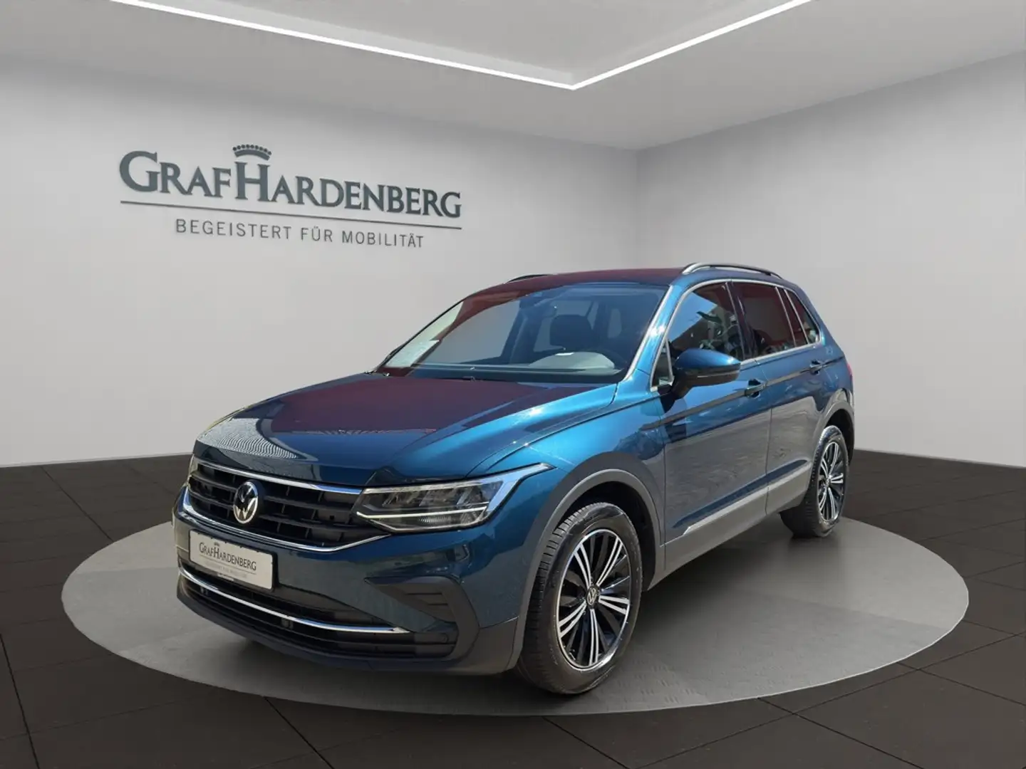 Volkswagen Tiguan Life 2.0 TDI DSG Navi AHK LED Blau - 1