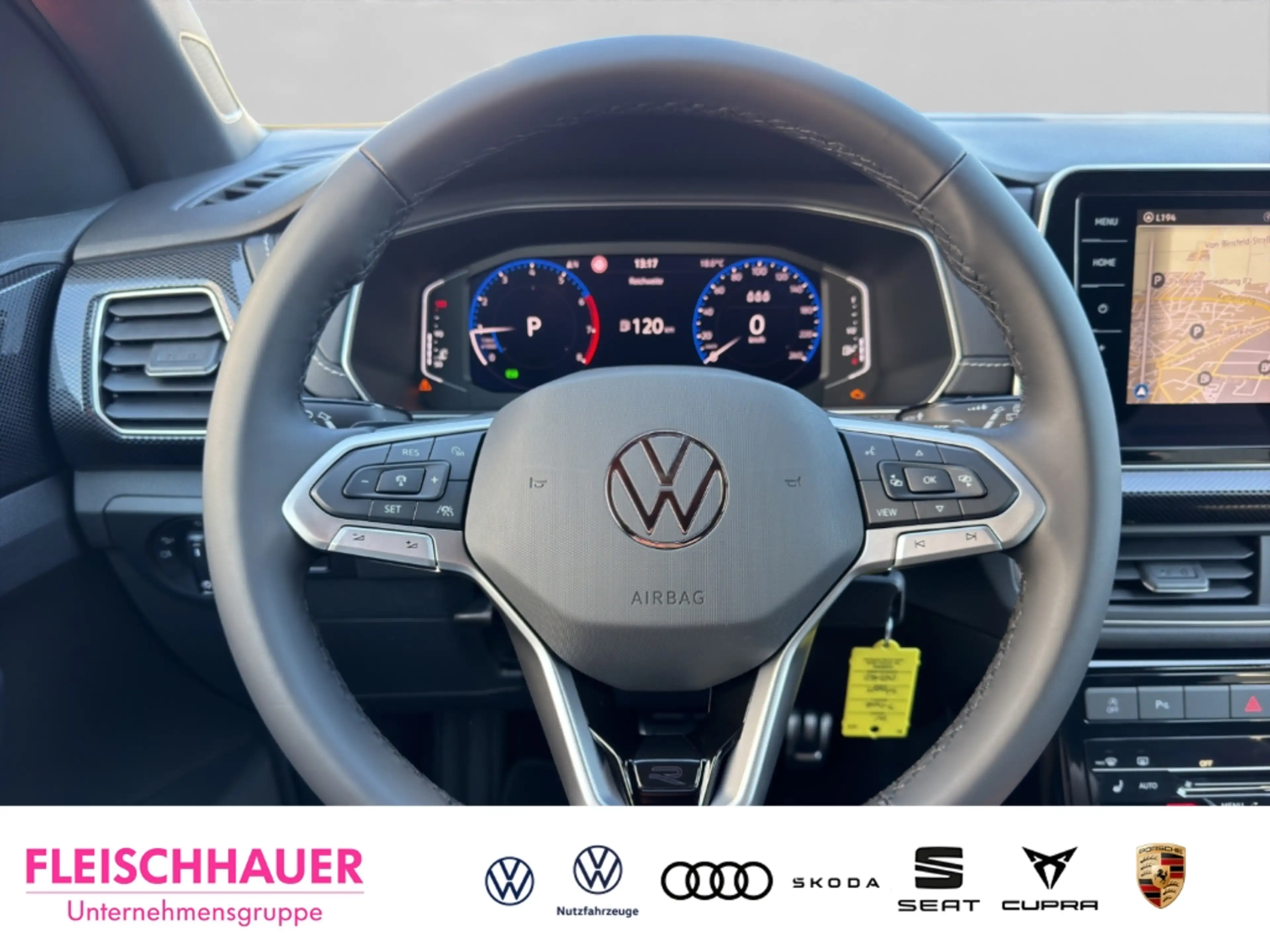 Volkswagen T-Cross R-Line 1.0 TSI Alu+Klima+PDC+get. Scheiben+AHK — photo 7