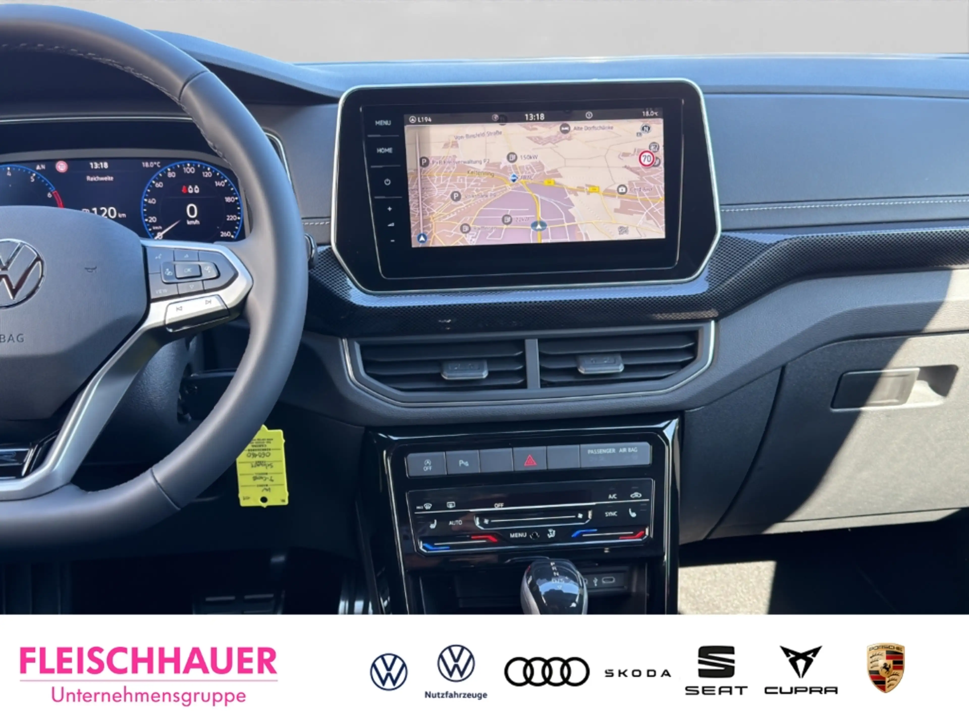 Volkswagen T-Cross R-Line 1.0 TSI Alu+Klima+PDC+get. Scheiben+AHK — photo 12