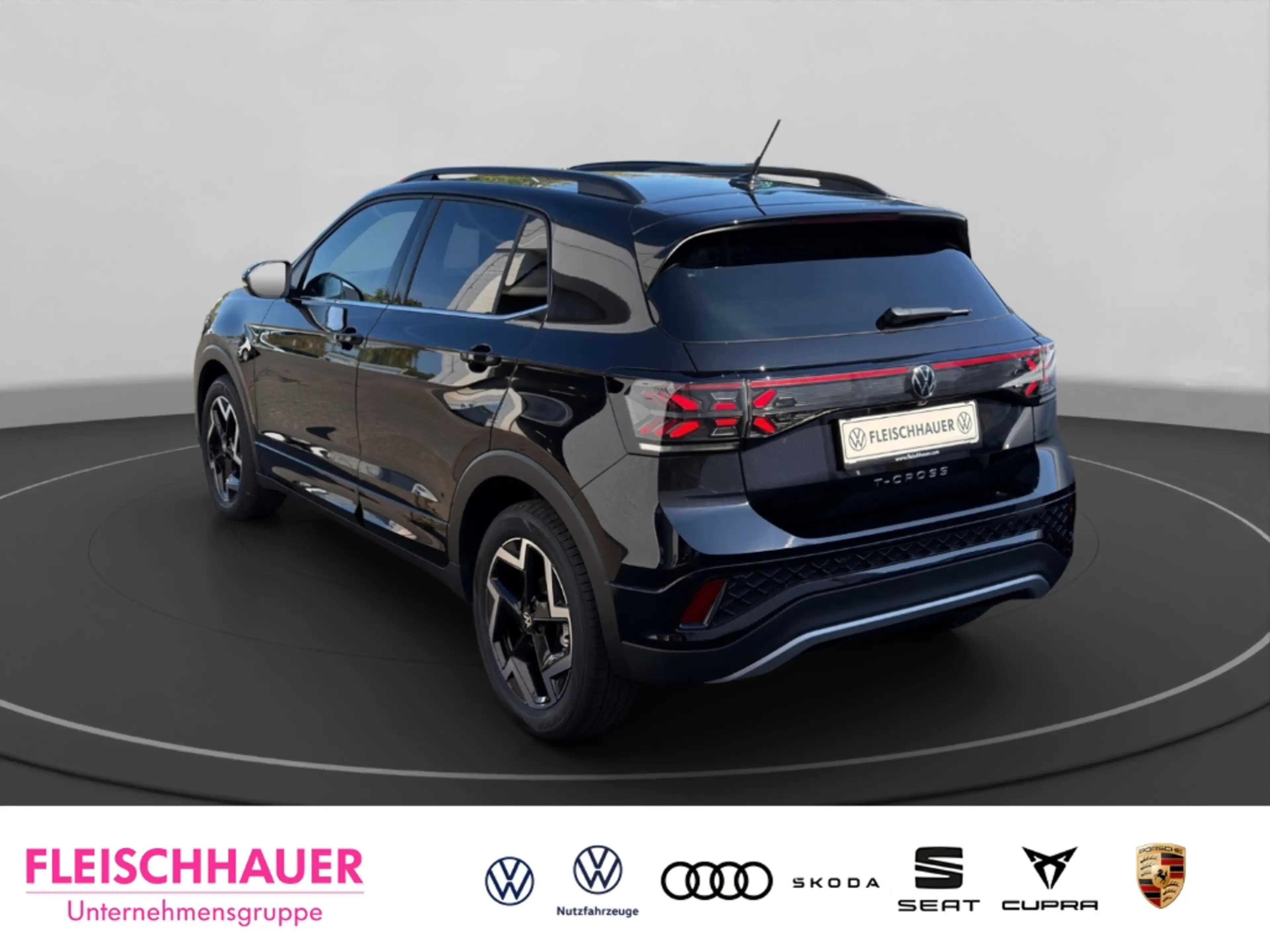Volkswagen T-Cross R-Line 1.0 TSI Alu+Klima+PDC+get. Scheiben+AHK — photo 4