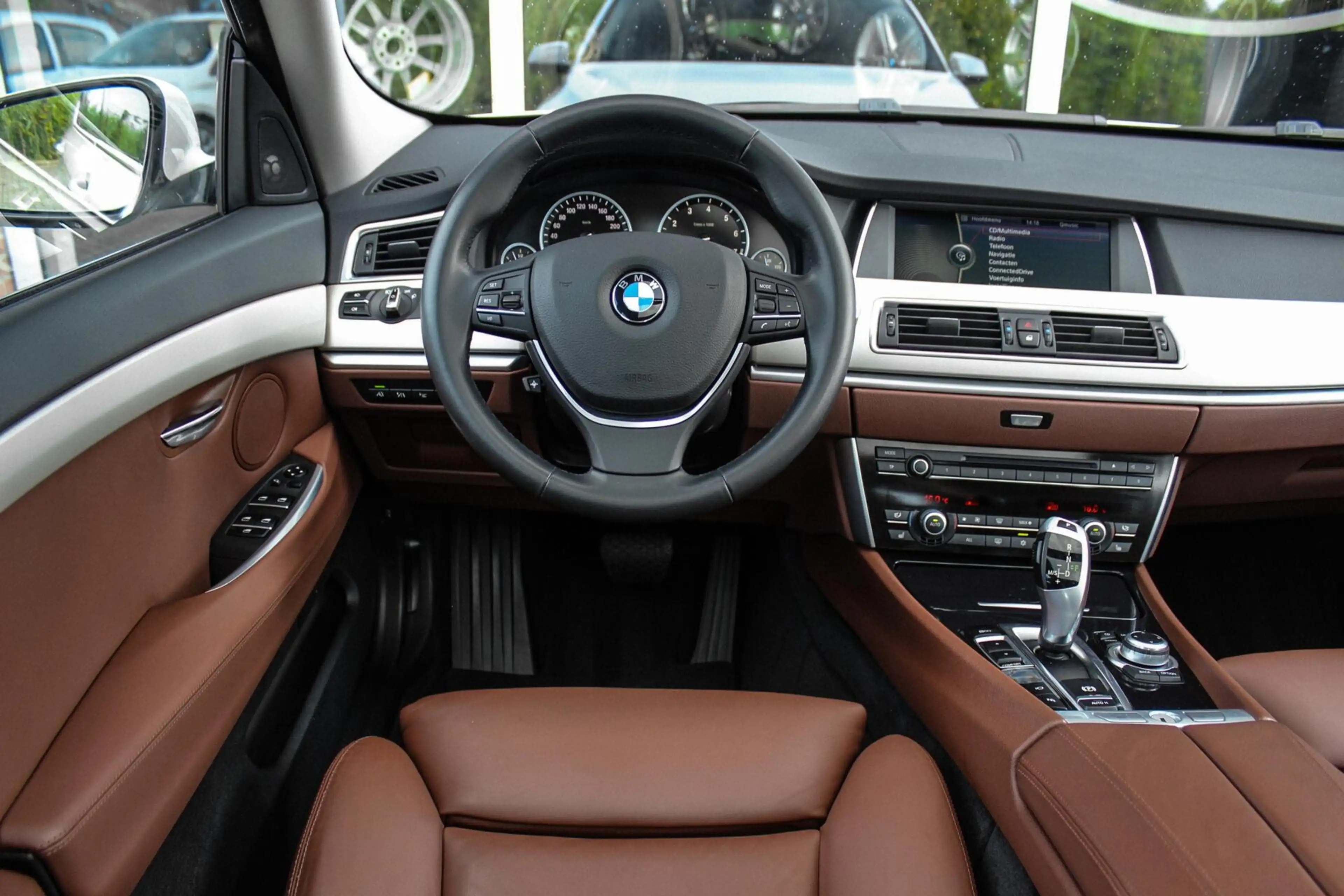 BMW 535 5-serie Gran Turismo 535i High Executive | 2e eige — photo 11