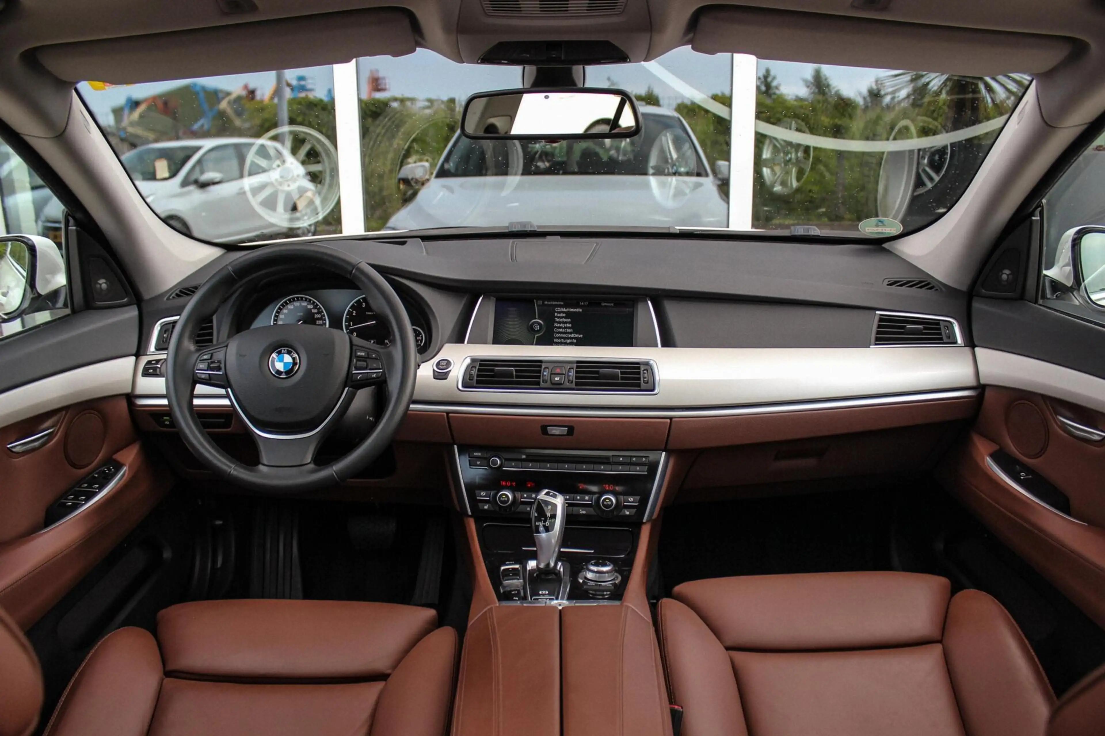 BMW 535 5-serie Gran Turismo 535i High Executive | 2e eige — photo 3