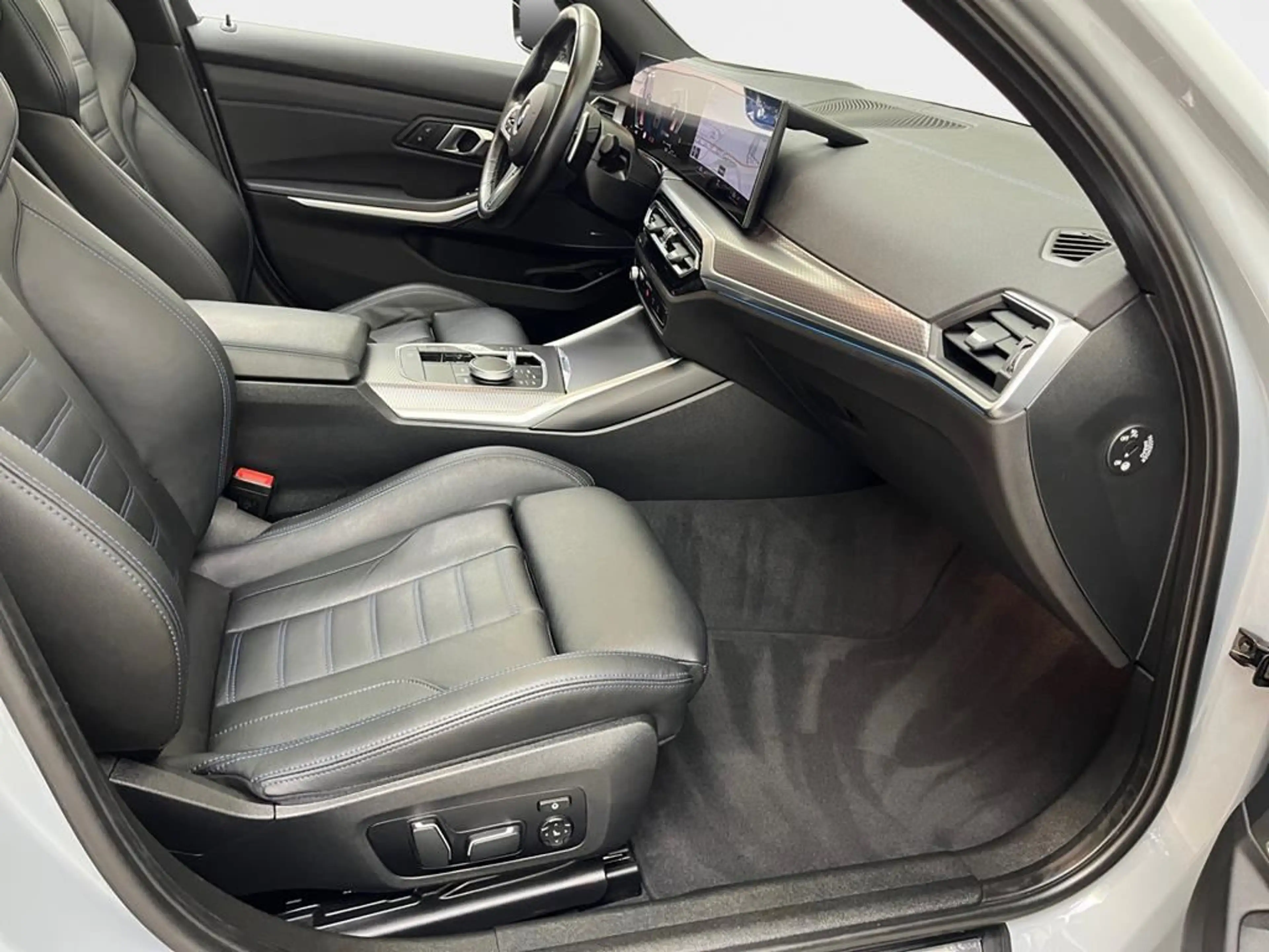 BMW 340 M Sport — photo 14