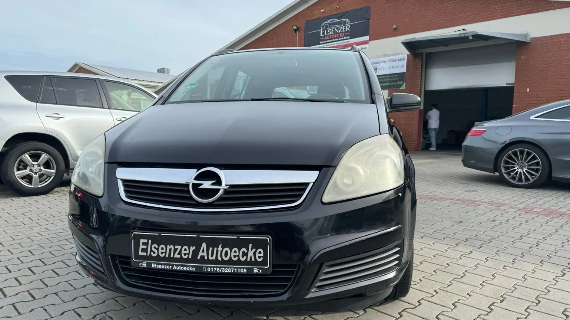 Opel Zafira B Edition#HU/AU 03.2026#7-Sitzer# Schwarz - 2