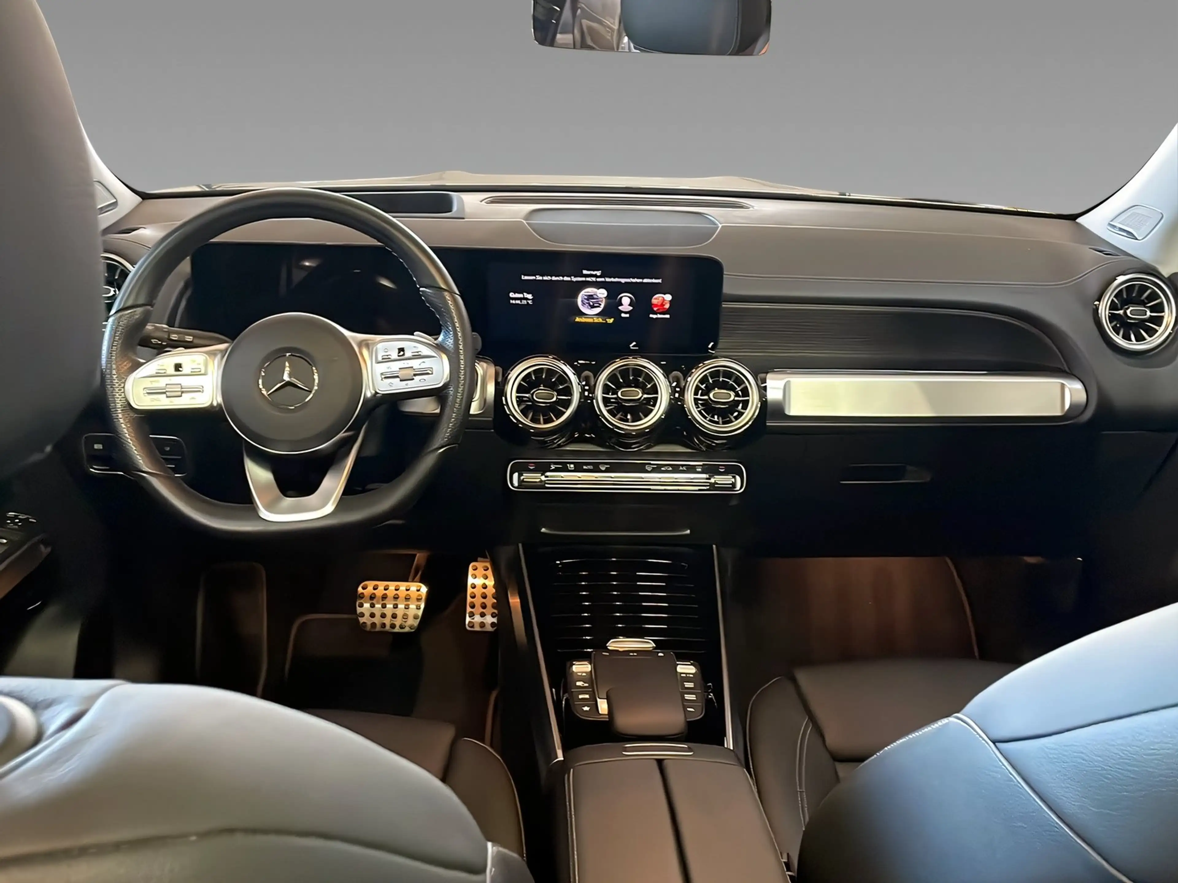 Mercedes-Benz EQB 350 4M AMG+DIST+NIGHT+Memo+Burm+Pano+HuD+360 — photo 11