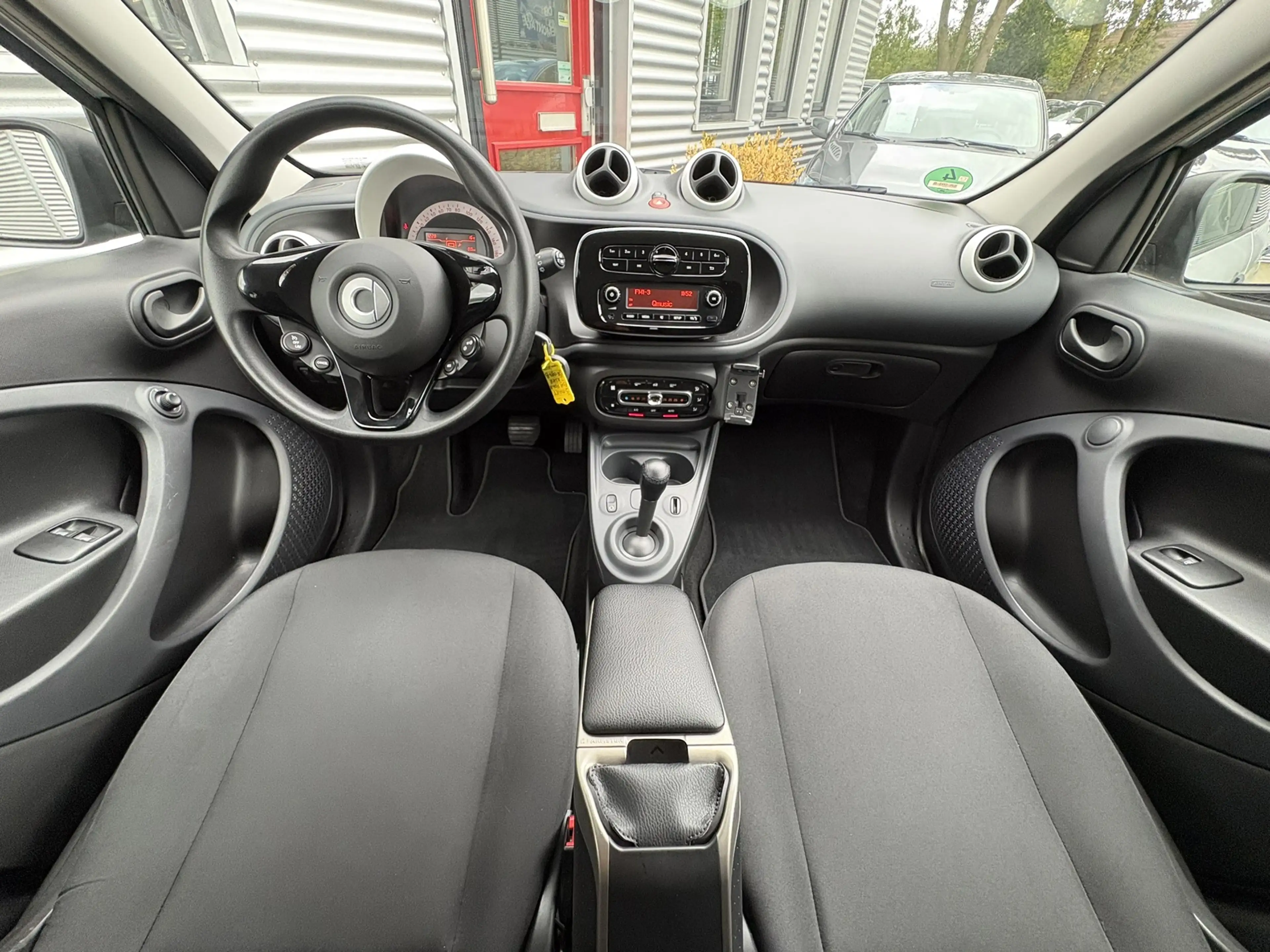 smart forFour 1.0 Business Solution -5DRS.-AUTOMAAT-CLIMA-CRUISE — photo 10