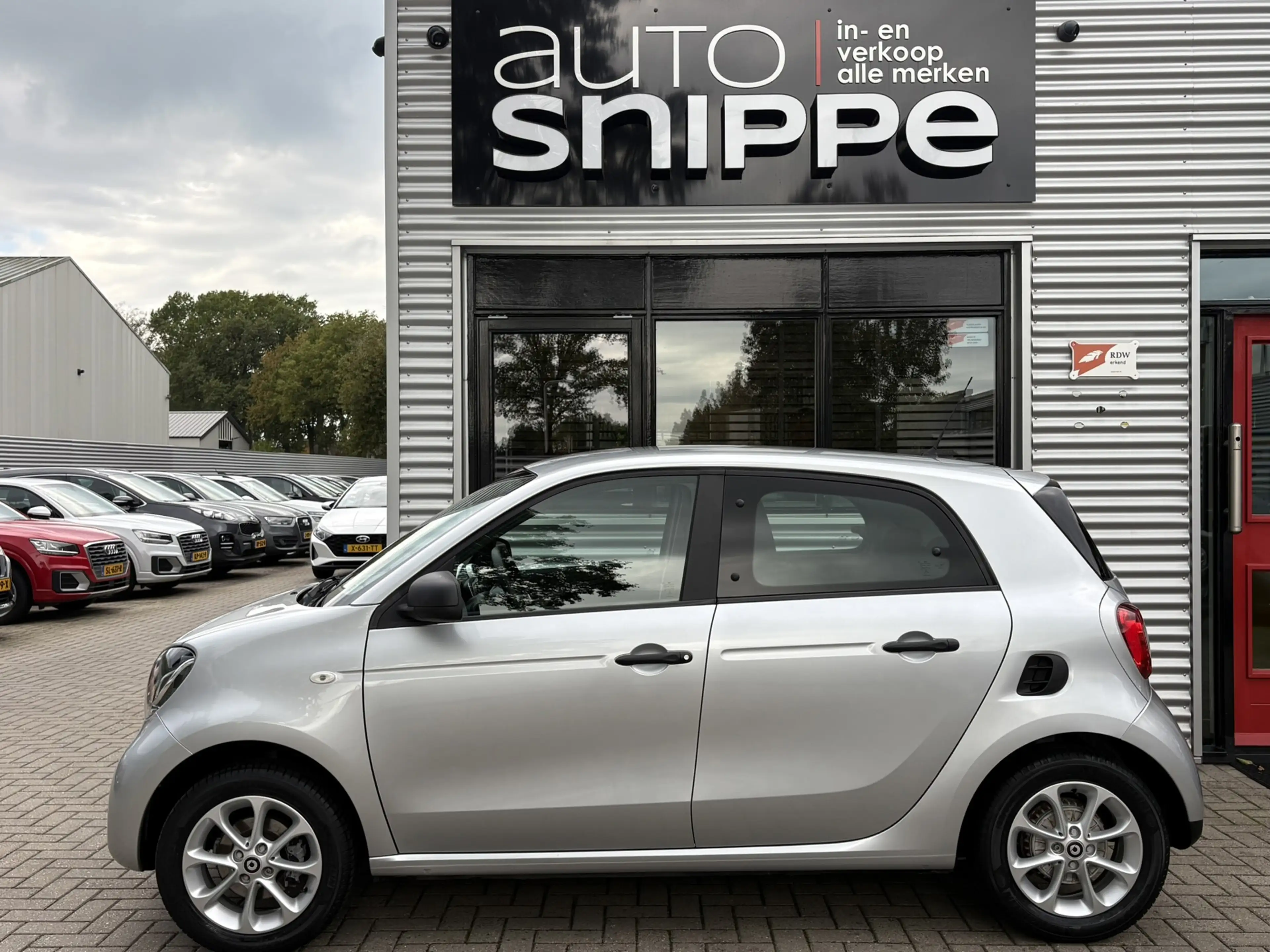 smart forFour 1.0 Business Solution -5DRS.-AUTOMAAT-CLIMA-CRUISE — photo 24