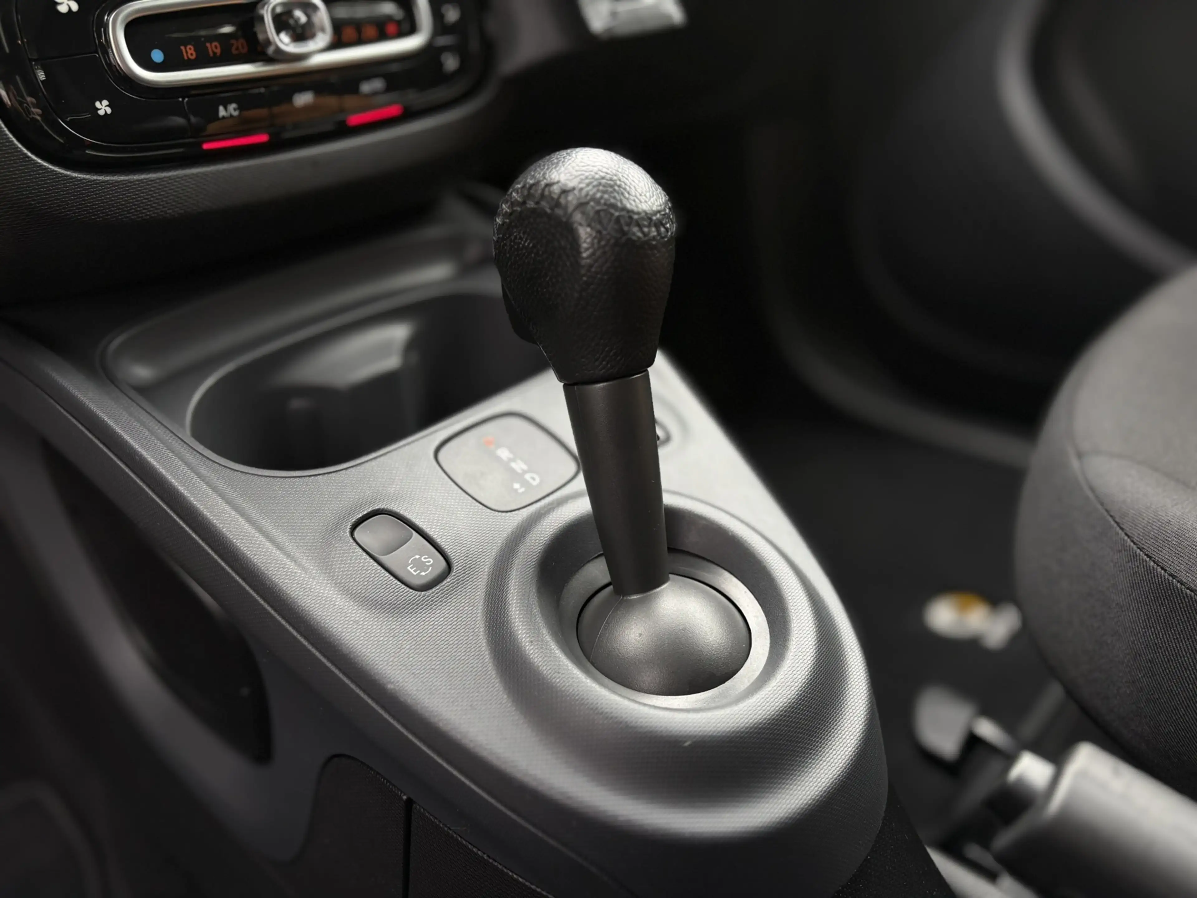 smart forFour 1.0 Business Solution -5DRS.-AUTOMAAT-CLIMA-CRUISE — photo 15