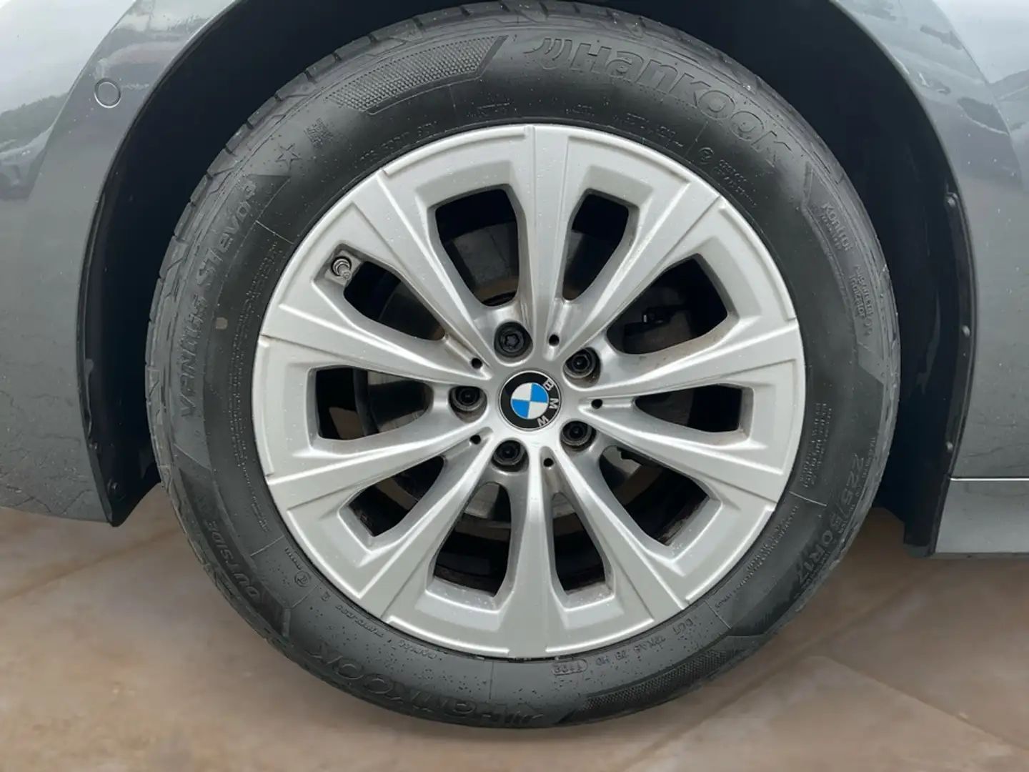 BMW 320 d Touring Advantage + 2Jahre-BPS.-GARANTIE Gris - 2