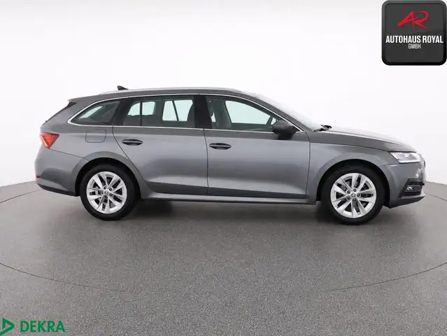 Skoda Octavia view 6