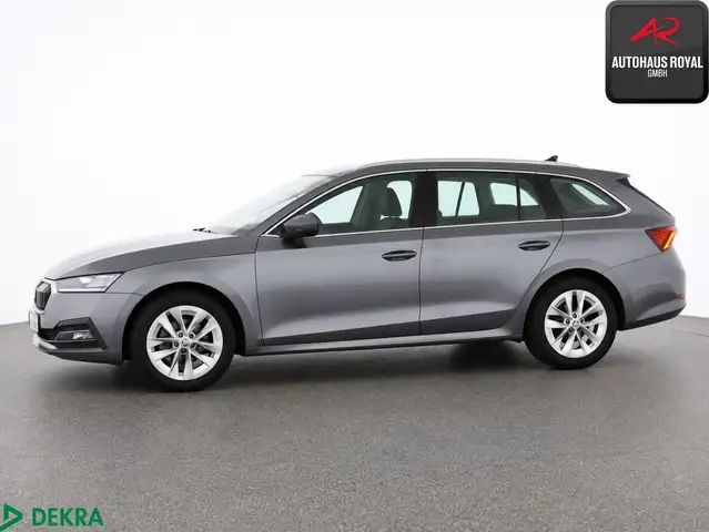 Skoda Octavia view 2