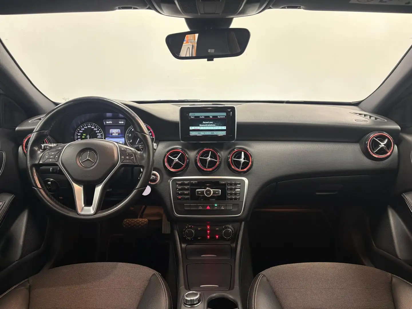 Mercedes-Benz A 180 Ambition*Automaat*NAP*Nationale Auto Pas*Cruise Co Grijs - 2