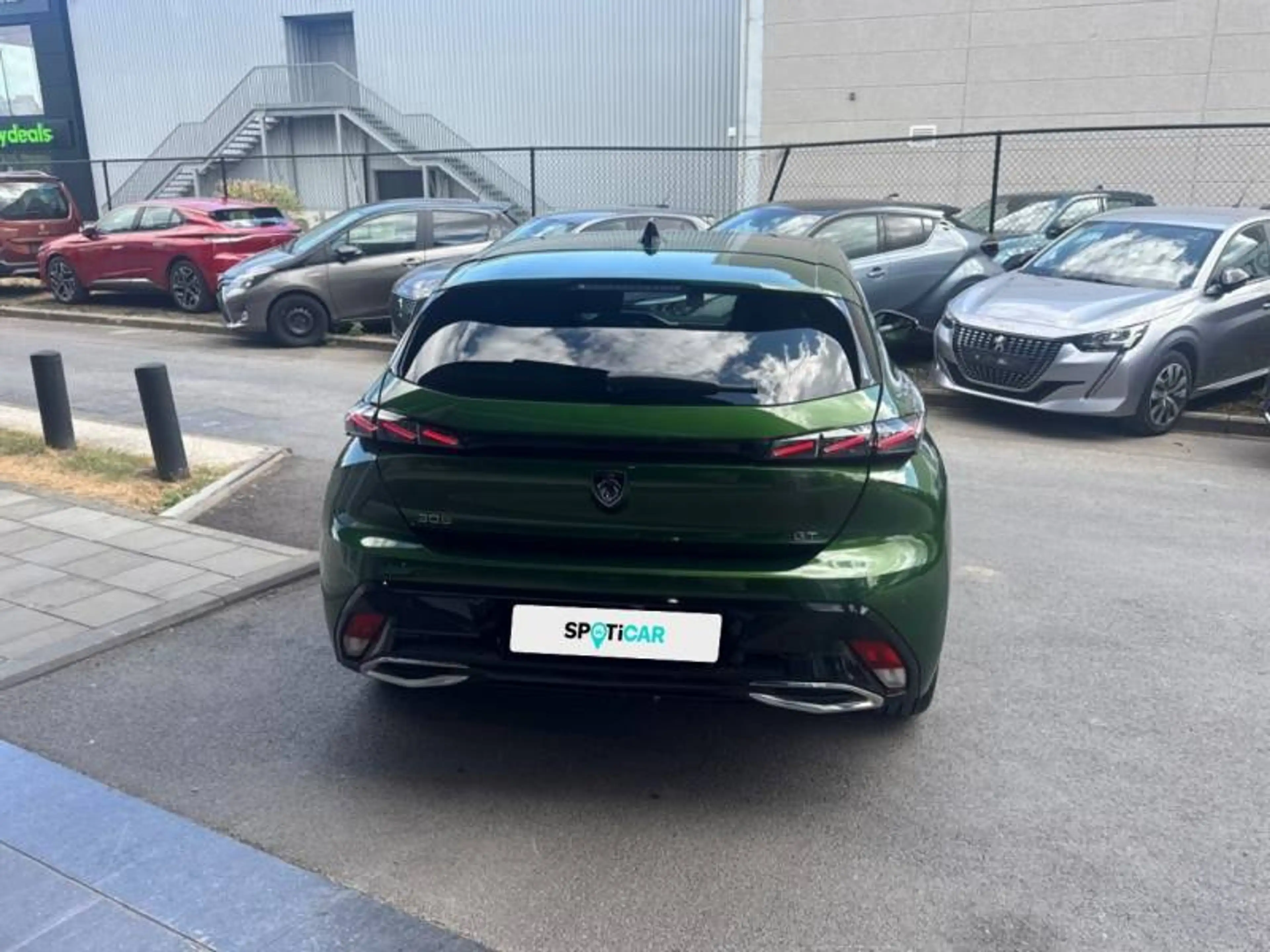 Peugeot 308 3 1.2 PureTech 130 S&S EAT8 GT — photo 5