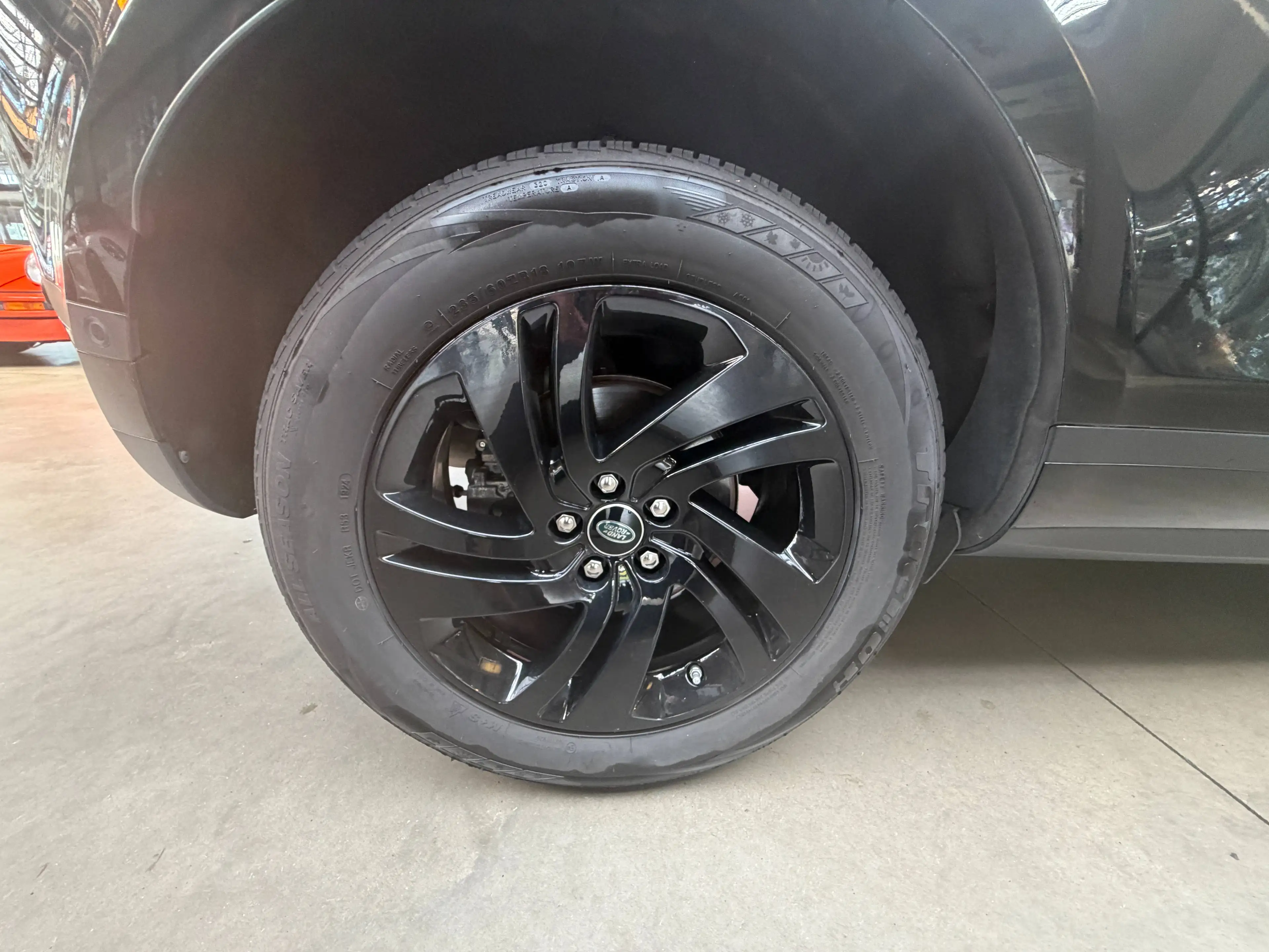 Land Rover Range Rover Evoque S — photo 15