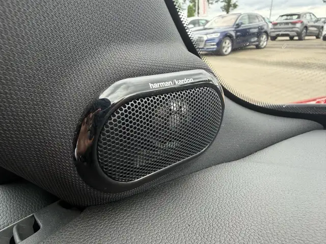 Mini Cooper view 15