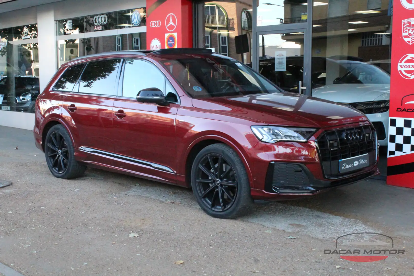 Audi Q7 45 TDI Black line plus quattro Burdeos - 1