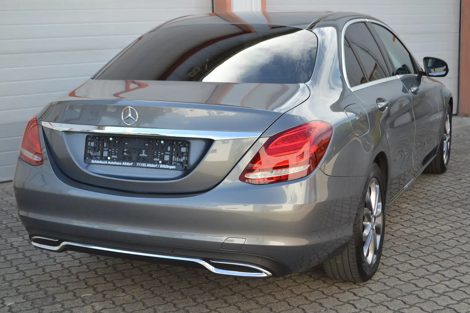 Mercedes-Benz C 180 C 180 AVANTGARDE*Automatik*T.Leder*NAVI* Grau - 2
