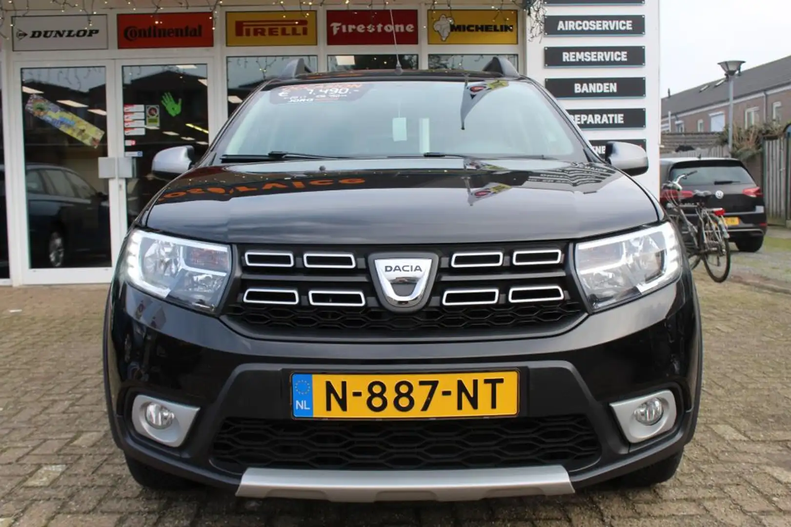 Dacia Sandero 0.9 TCe Stepway Laureate Noir - 2