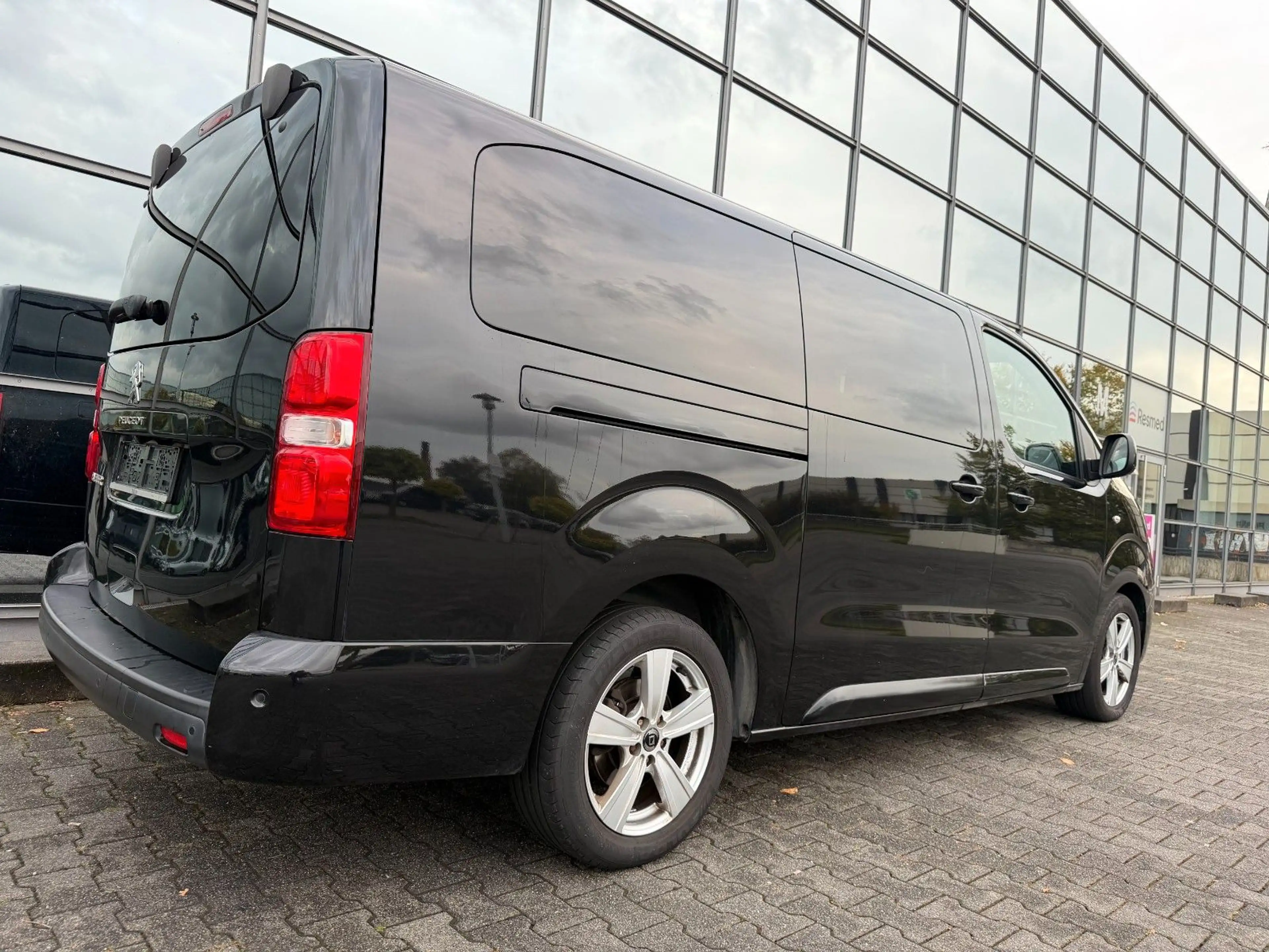 Peugeot Traveller Active L3 2.0 Kamera AUT 8 Sitzer ATM — photo 15