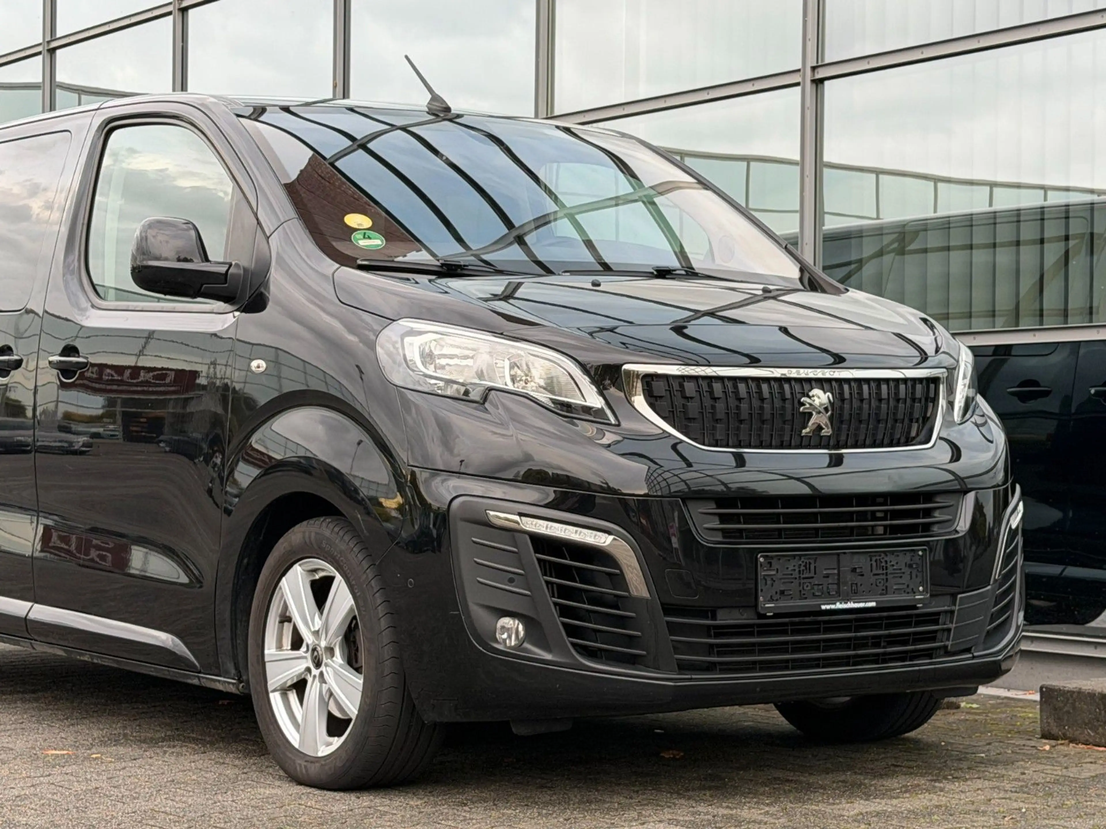 Peugeot Traveller Active L3 2.0 Kamera AUT 8 Sitzer ATM