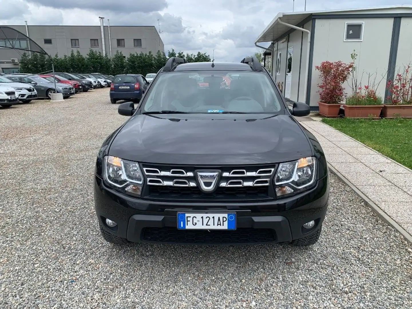 Dacia Duster 1.5 dCi 110CV S&S 4x2 Serie Speciale Ambiance Fami Nero - 2