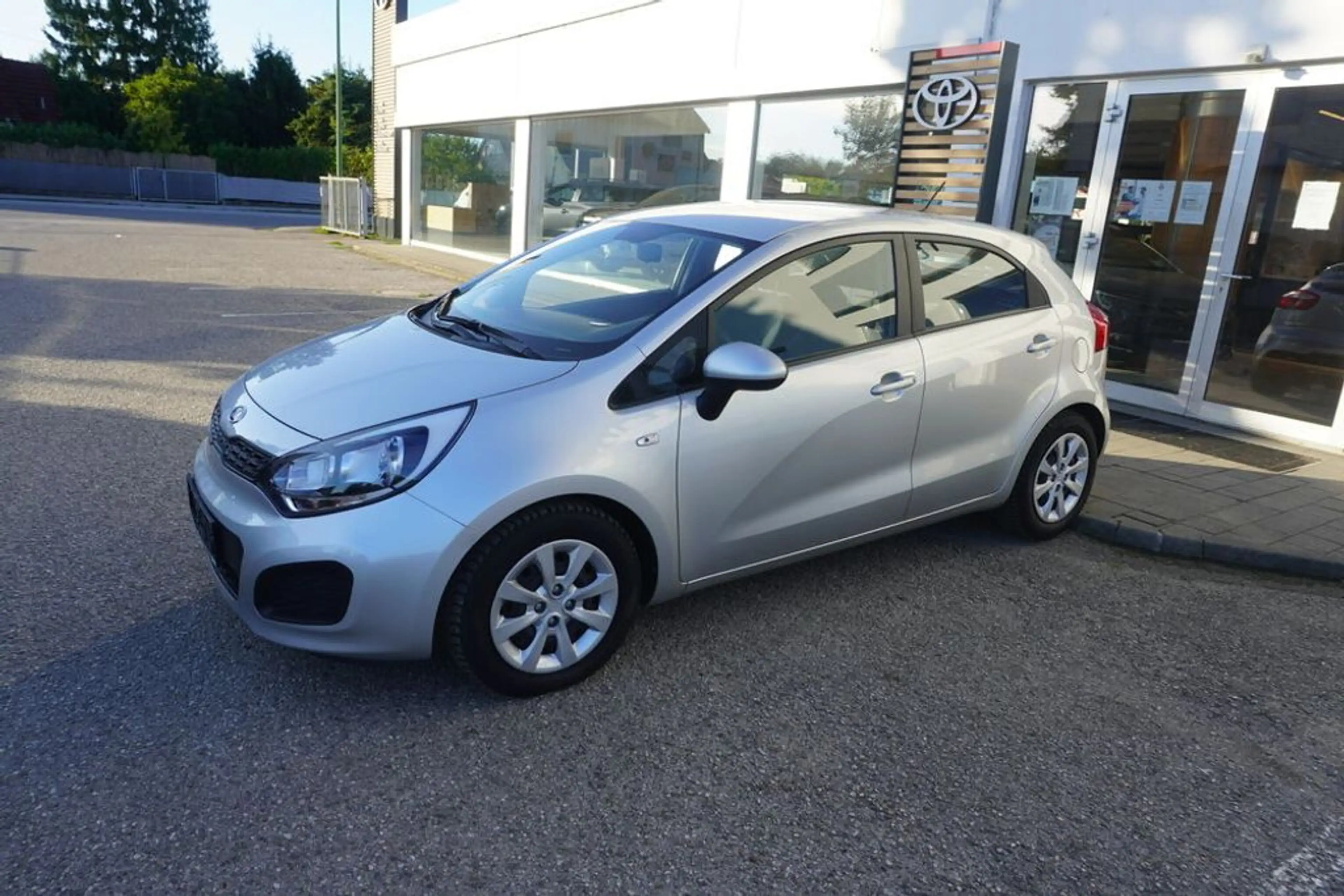Kia Rio 1,2 Cool — photo 2