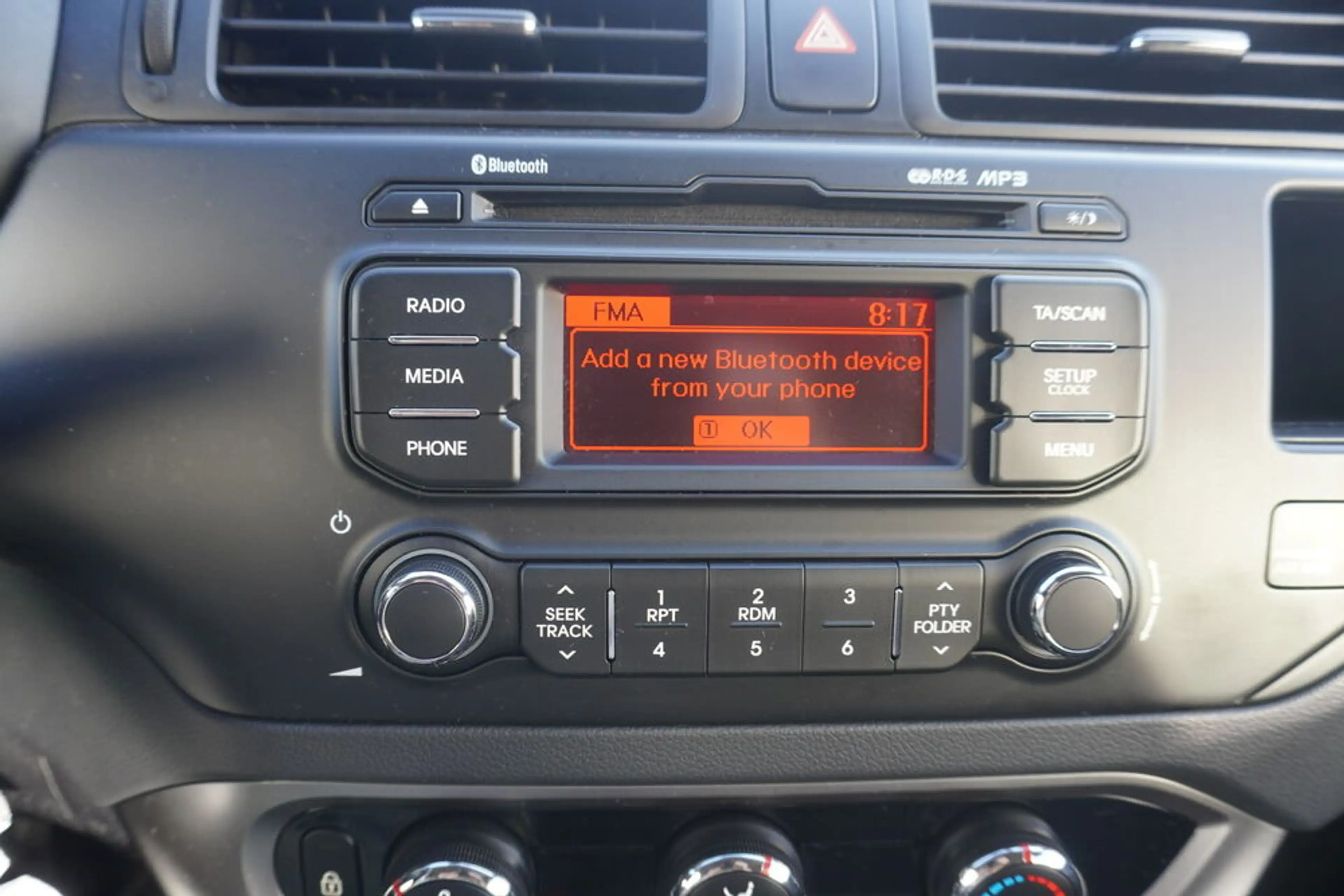 Kia Rio 1,2 Cool — photo 11