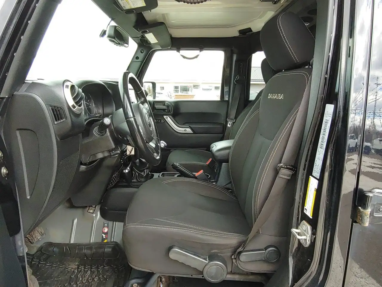Jeep Wrangler photo Jeep Wrangler