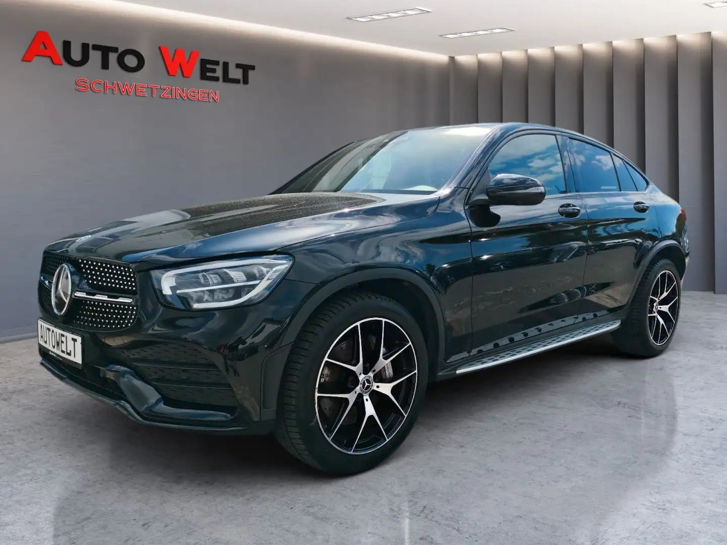 Mercedes-Benz GLC 220 d 4Matic Coupe/AMG-Line/Offroad/Pano/360 Zwart - 2
