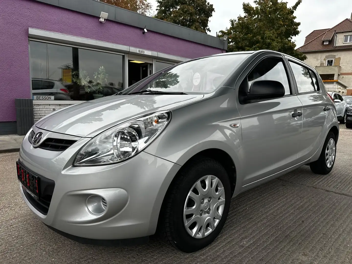 Hyundai i20 "HU/AU+Service" Argent - 1