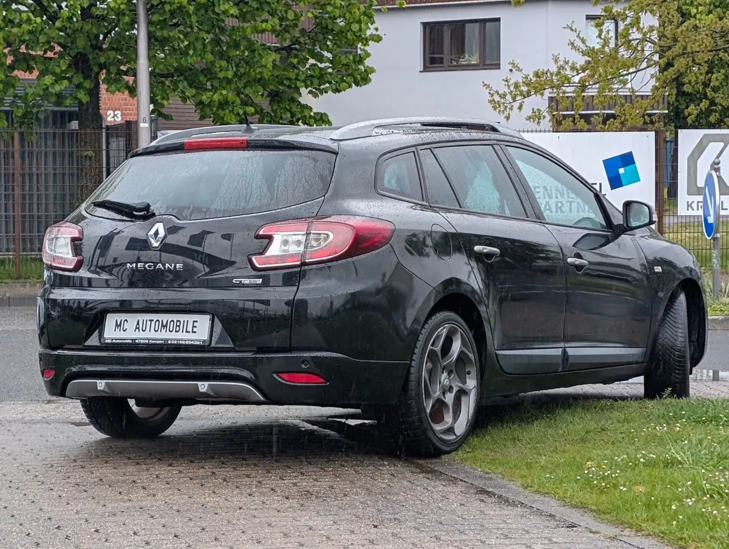 Renault Megane III Grandtour GT-Line*NAVI*PDC*TEMPOMAT ! Schwarz - 2
