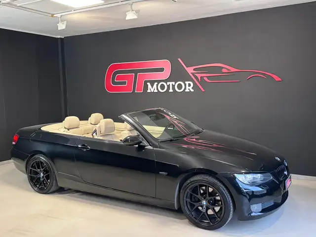 BMW 325 Serie 3 E93 Cabrio 325d Cabrio Msport, UFF BMW
