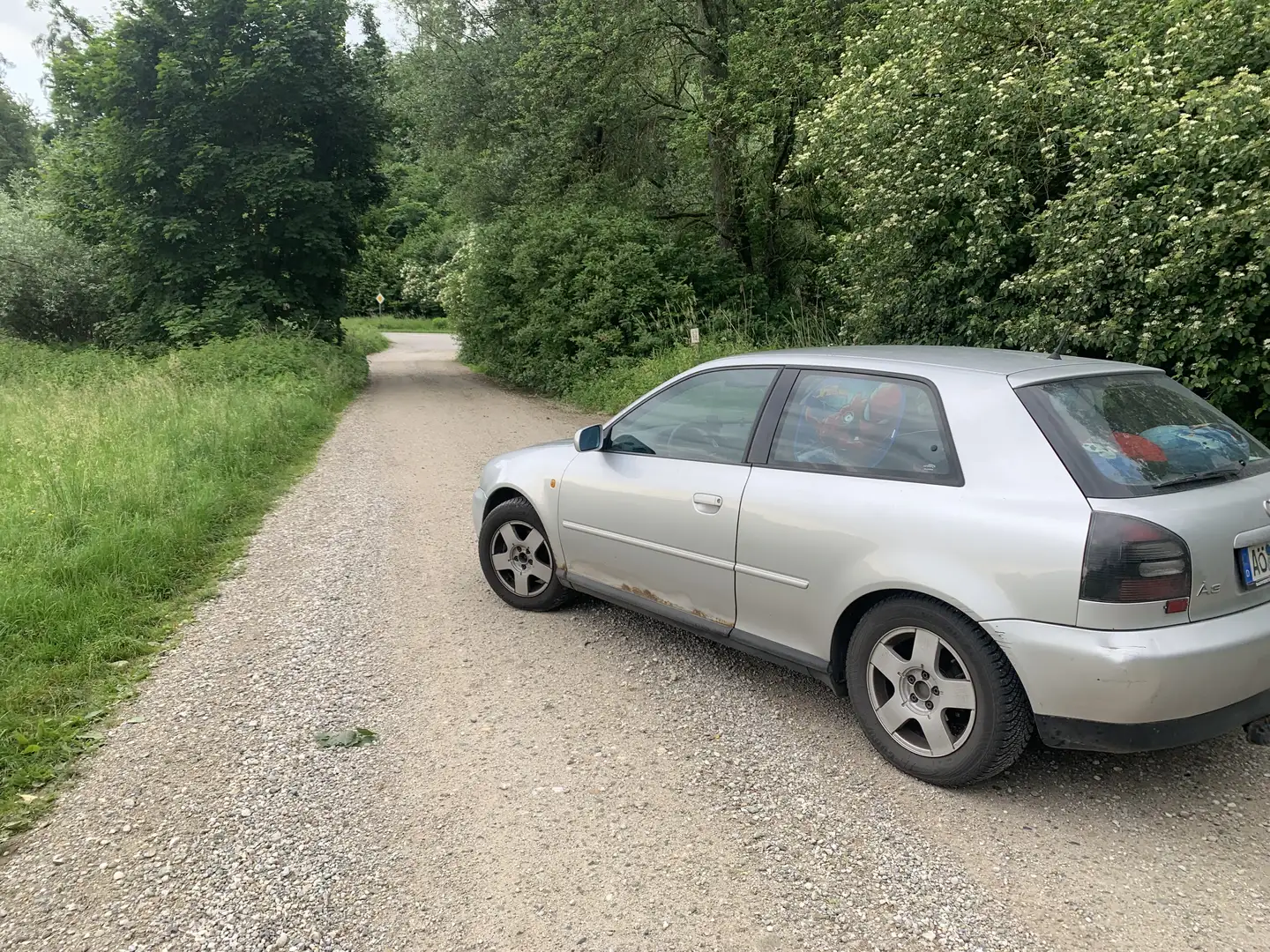 Audi A3 1.8 Ambiente - 2