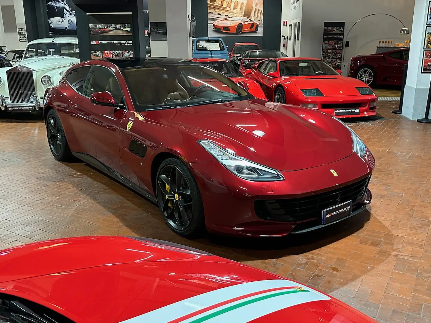 Ferrari GTC4 Lusso T V8 Configurazione Unica -PANORAMA-CARBONIO Rosso - 1