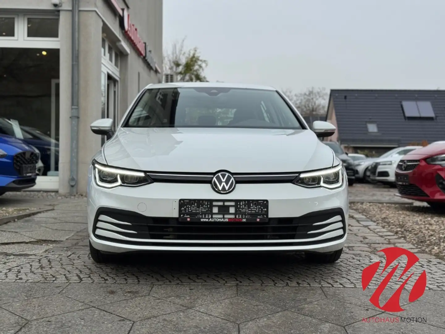 Volkswagen Golf VIII Life 2.0 TDI Navi Kamera LED ACC EU6d-T Ambie Wit - 2