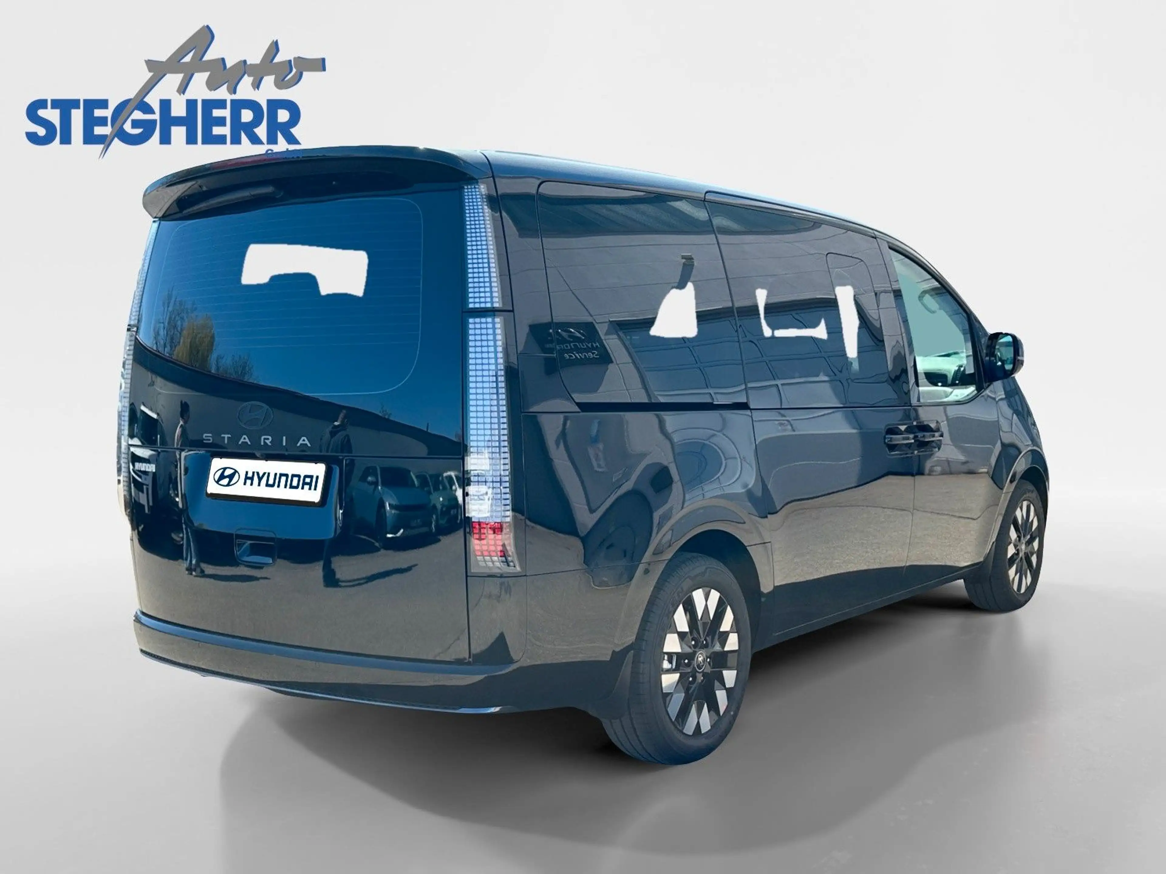 Hyundai STARIA Signature Hybrid 2WD Panoramadach — photo 5