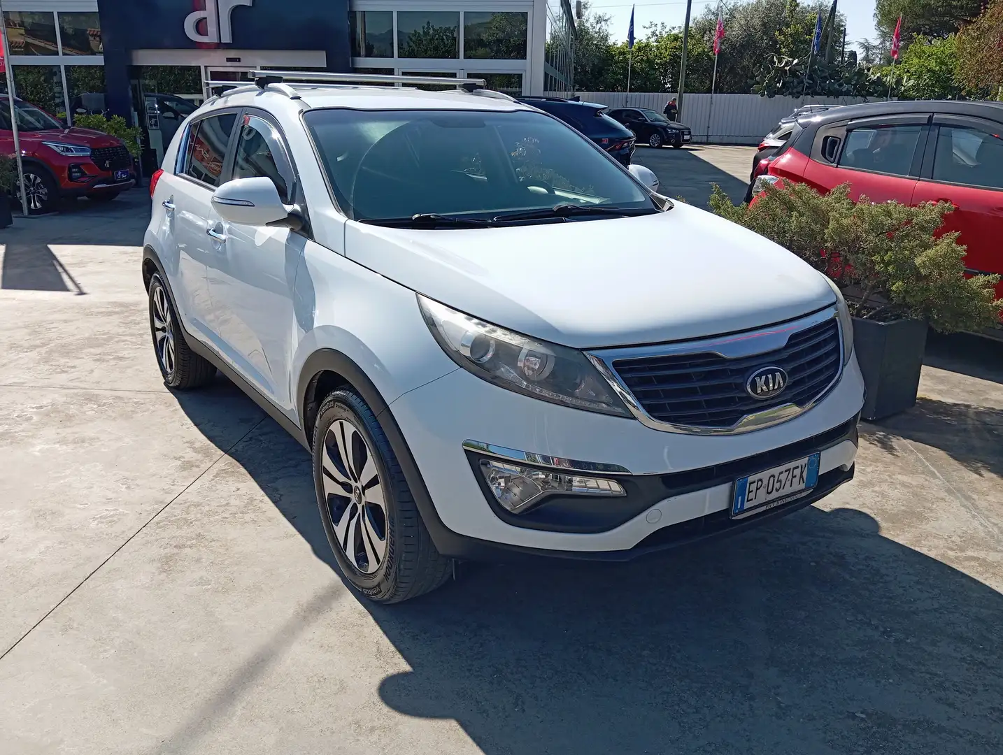 Kia Sportage 1.7 crdi Plus 2wd Bianco - 1