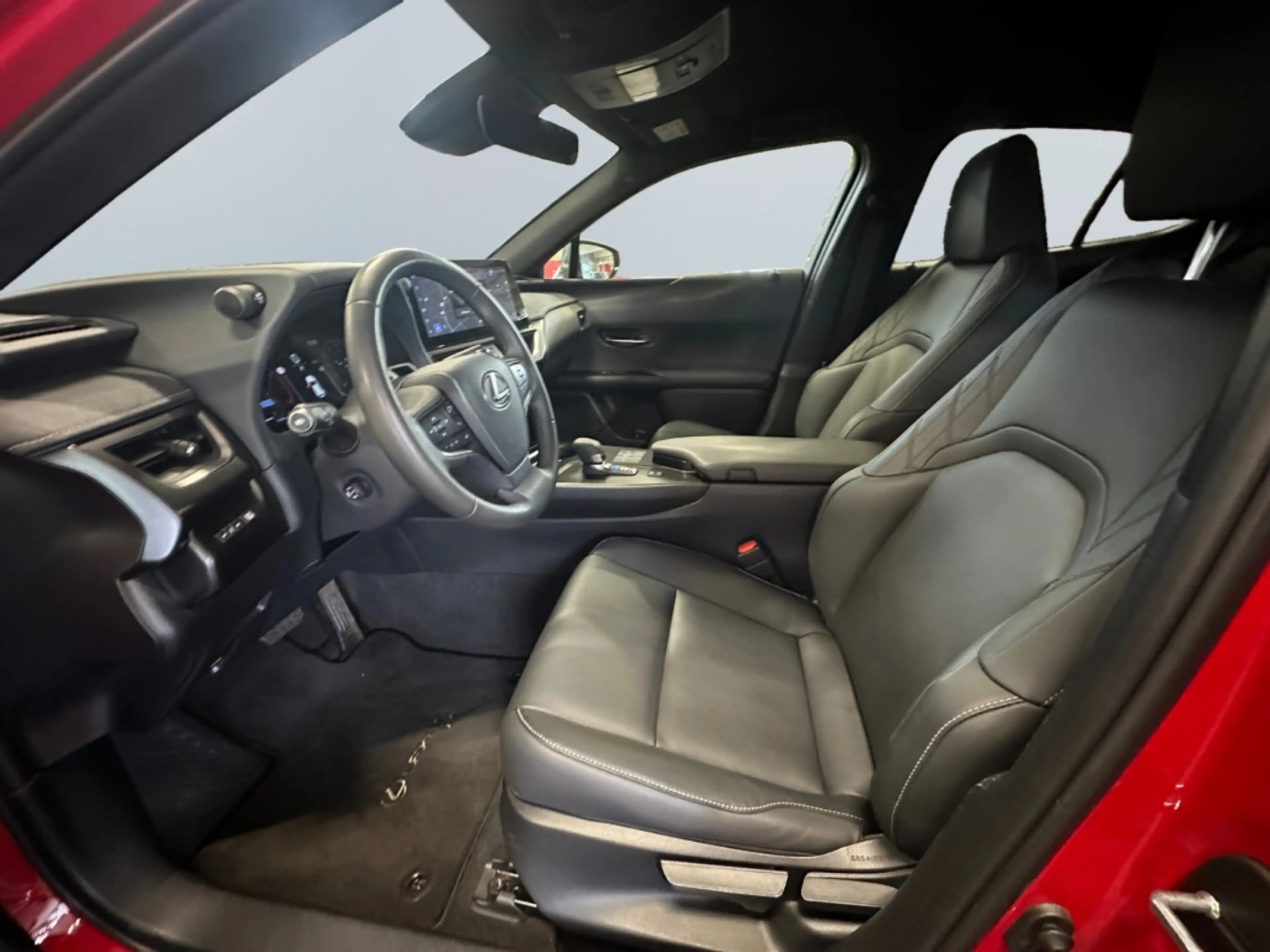 Lexus UX 300h F SPORT Design *LED*CAM*SHZ*CarPlay*PDC* — photo 9