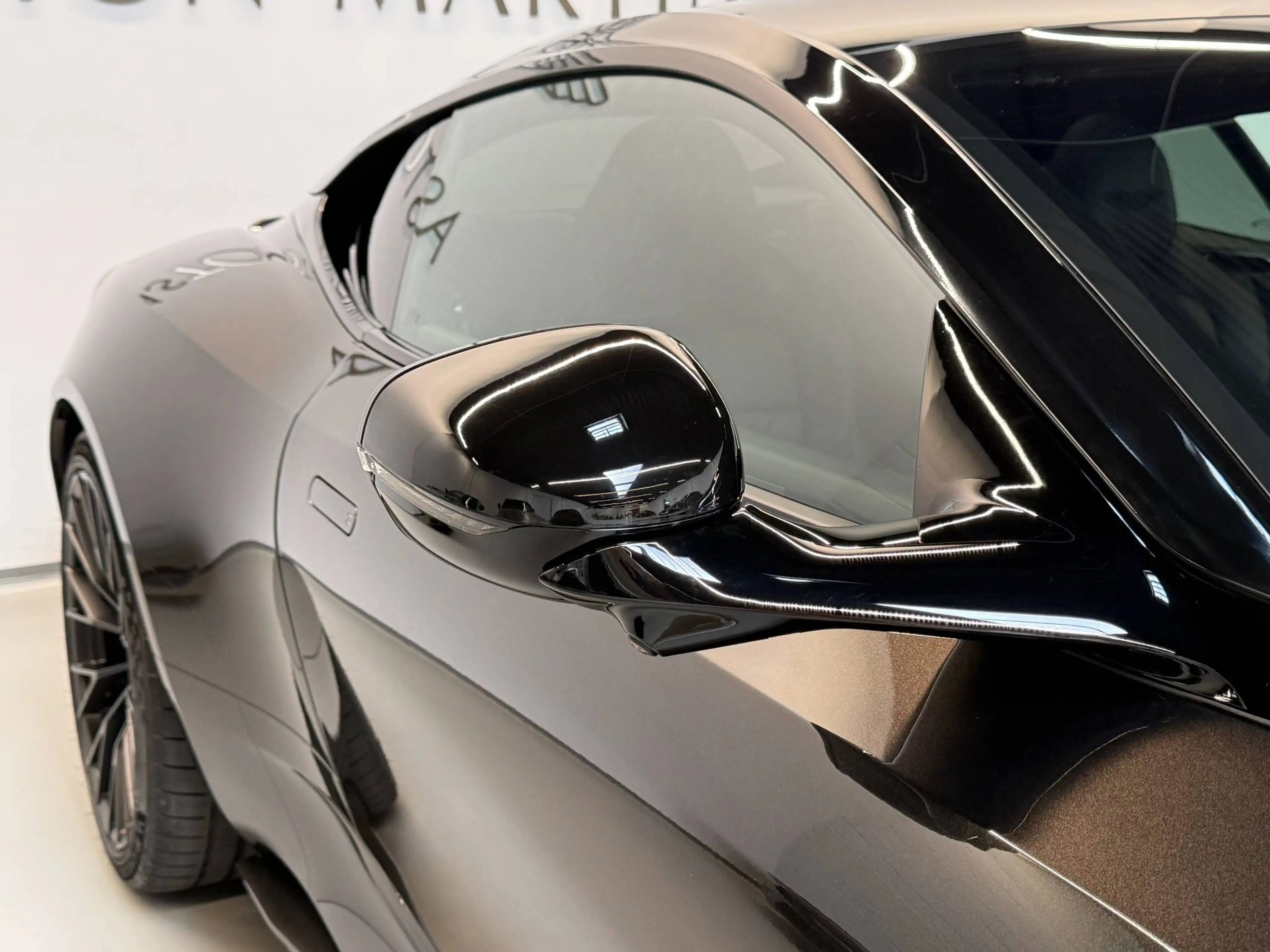 Aston Martin DB12 S Coupe | Aston Martin Brussels — photo 10